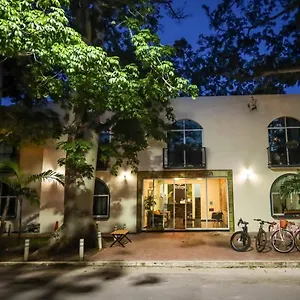 מלון D'luxury Bakalar, בקאלאר